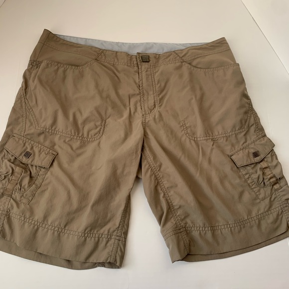Mountain Hardwear Shorts Womens Mountain Hard Wear Shorts 2 Poshmark